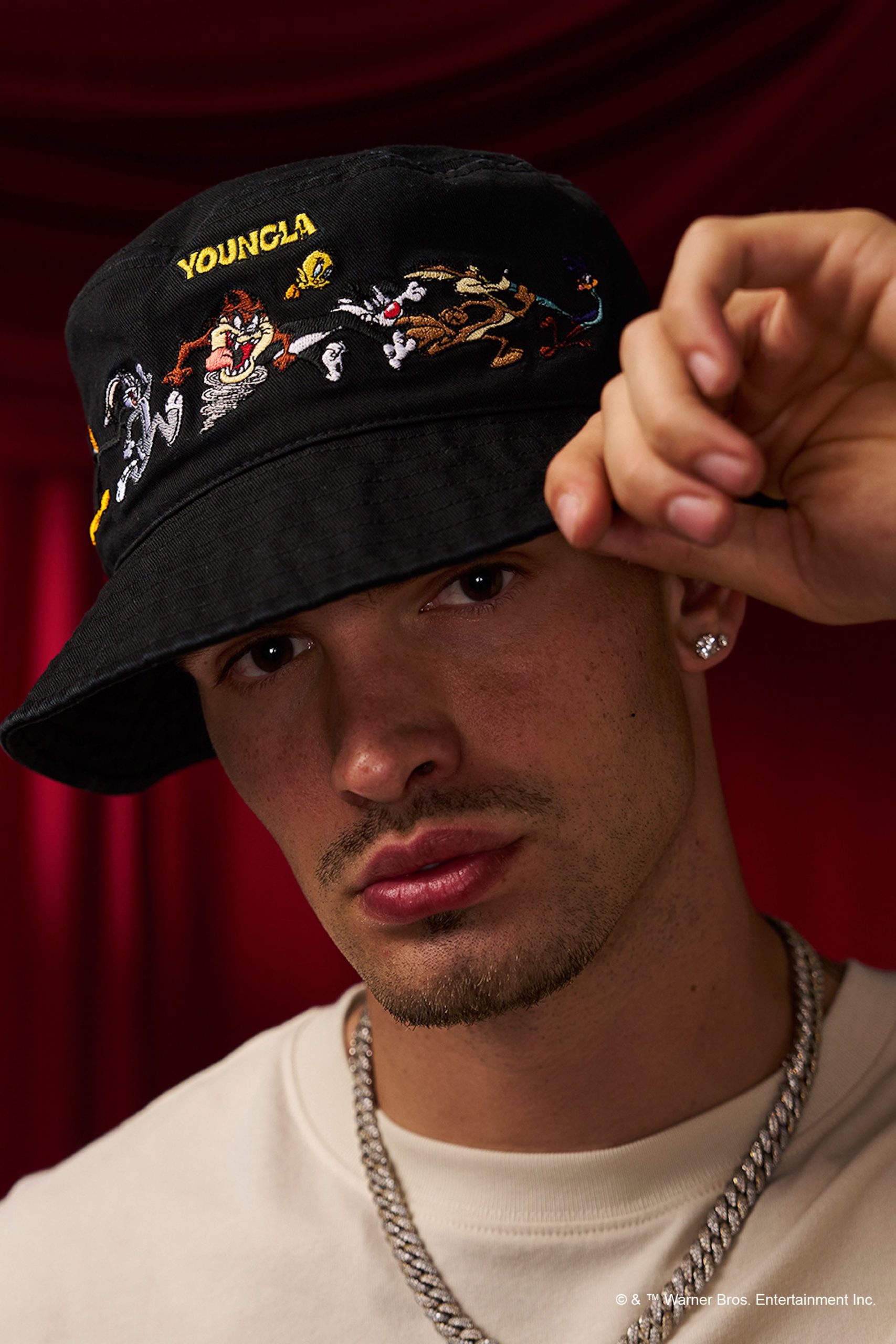 9093 - Looney Tunes Bucket Hat - Image 3